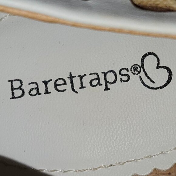 Baretraps Women's Miriam Wedge Sandal Size 9M with laser cut design - Picture 3 of 9